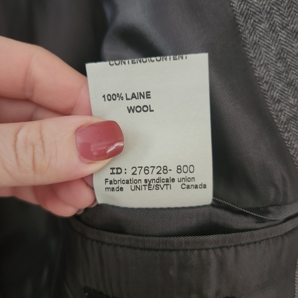 Theory Mens Grey Herringbone 100% Wool Blazer Jacket 2 Button Made in Canada - Picture 5 of 7